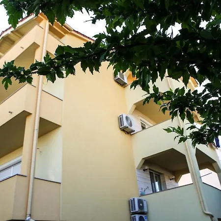 Mile Apartment Zadar